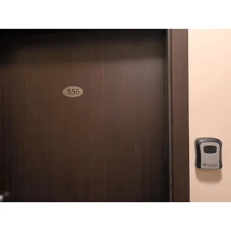 Happy 100mfrom Gondola With Free Bottle Of Wine And Free Parking דירה