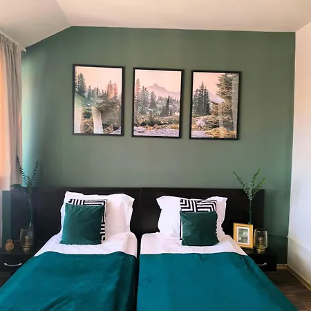 Happy 100mfrom Gondola With Free Bottle Of Wine And Free Parking דירה *